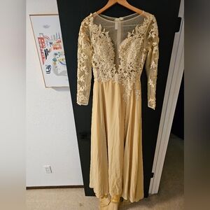 Elegant Lace Embellished Cream Dress